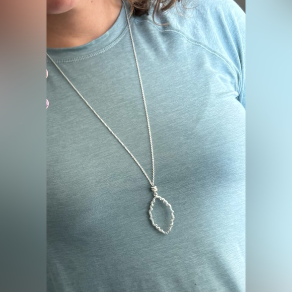 Silver necklace - Picture 2 of 2